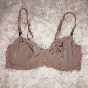 Satin & lace unlined VS convertible Bra